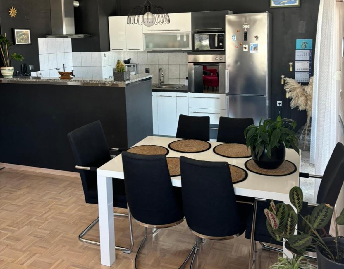 Apartment Magnolia Trogir Exteriör bild
